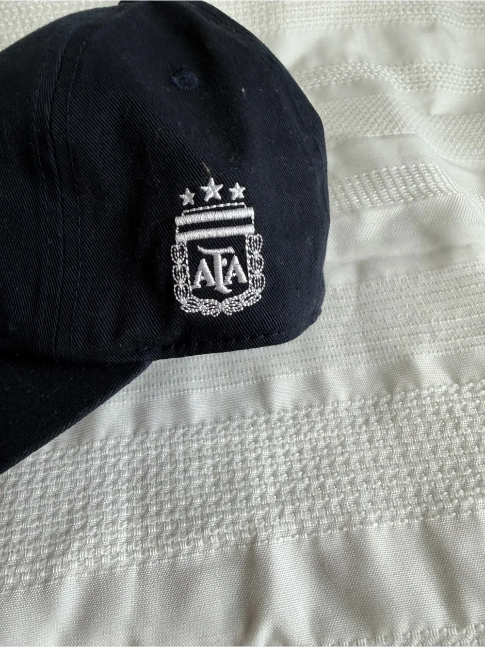 Lionel Messi #10 Embroidered Navy Cotton Cap - Official Argentina Association